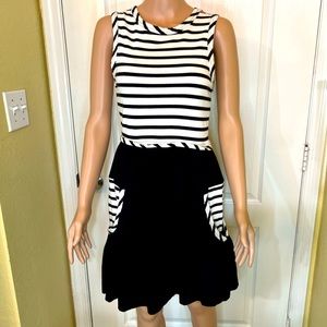 Marc by Marc Jacobs Size S. Black & White Striped Dress w/ Pockets. Unique!